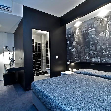 Design Suite Тирано Экстерьер фото