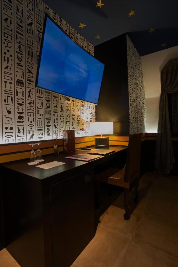 Design Suite Тирано Экстерьер фото
