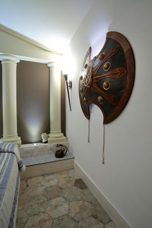 Design Suite Тирано Экстерьер фото